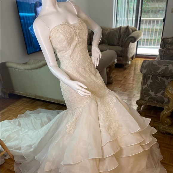 ALYNE BY RITA VINIERIS WEDDING DRESS ! - Picture 7 of 8